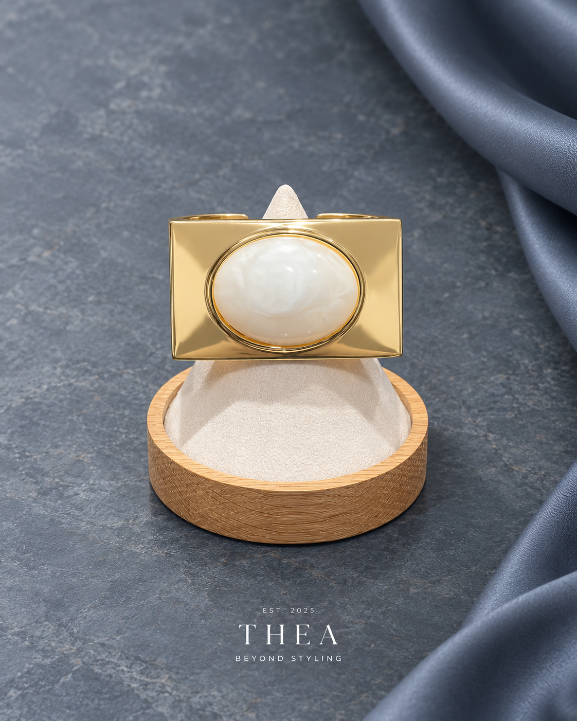 Luna Frame Cuff in gold tone with pearly white accent