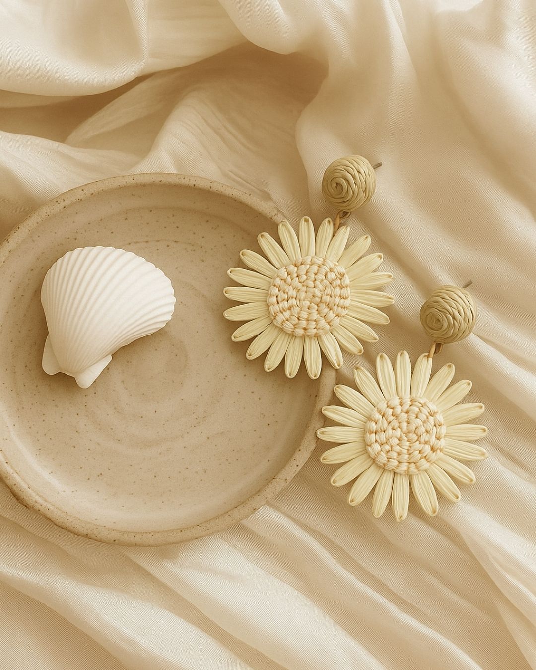 HELIOS OFF WHITE  EARRINGS