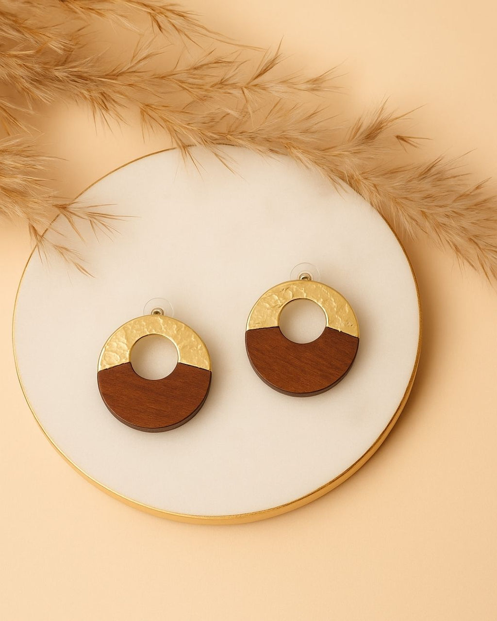 DOROTHEA WOODEN GOLD EARRINGS