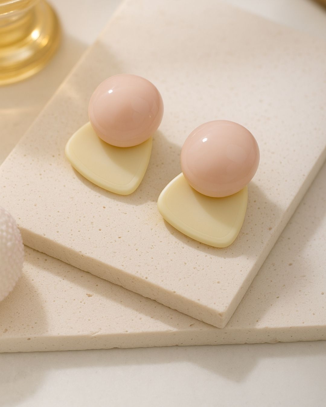 CRINO WHITE PINK EARRINGS