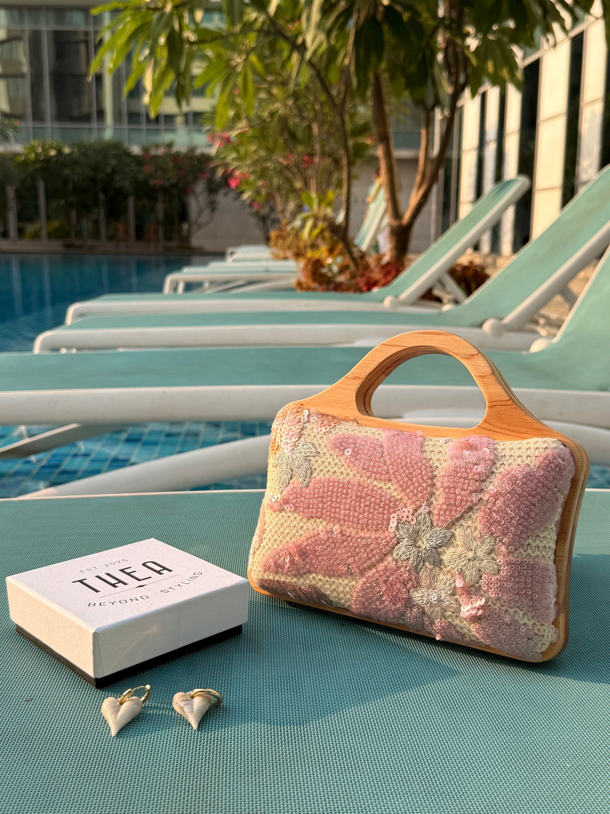 BLUSH MEADOW HANDHELD BAG