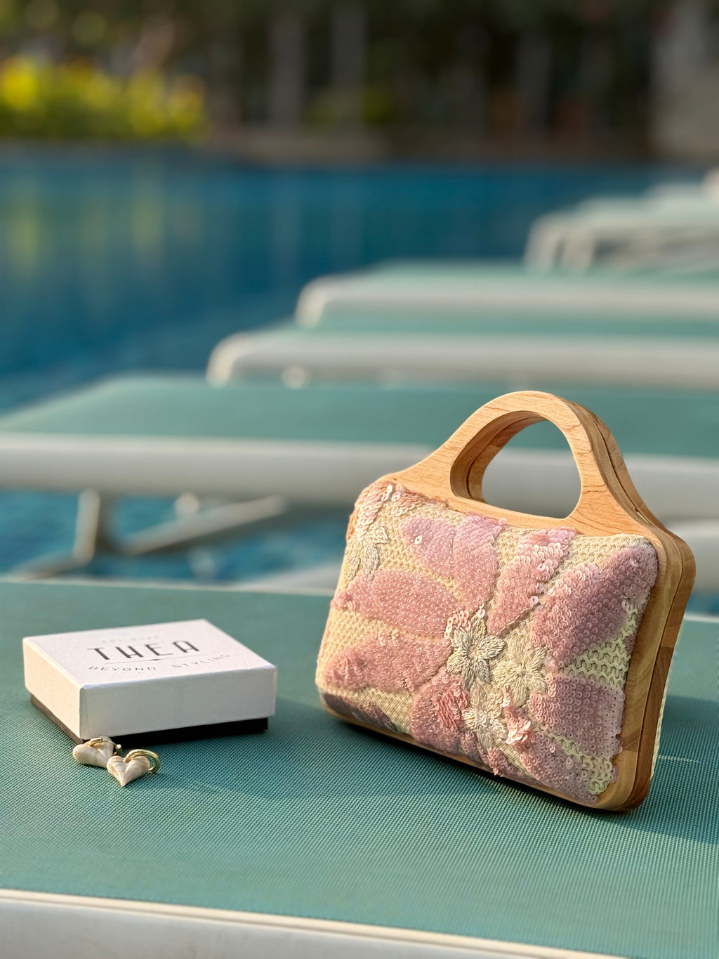 BLUSH MEADOW HANDHELD BAG