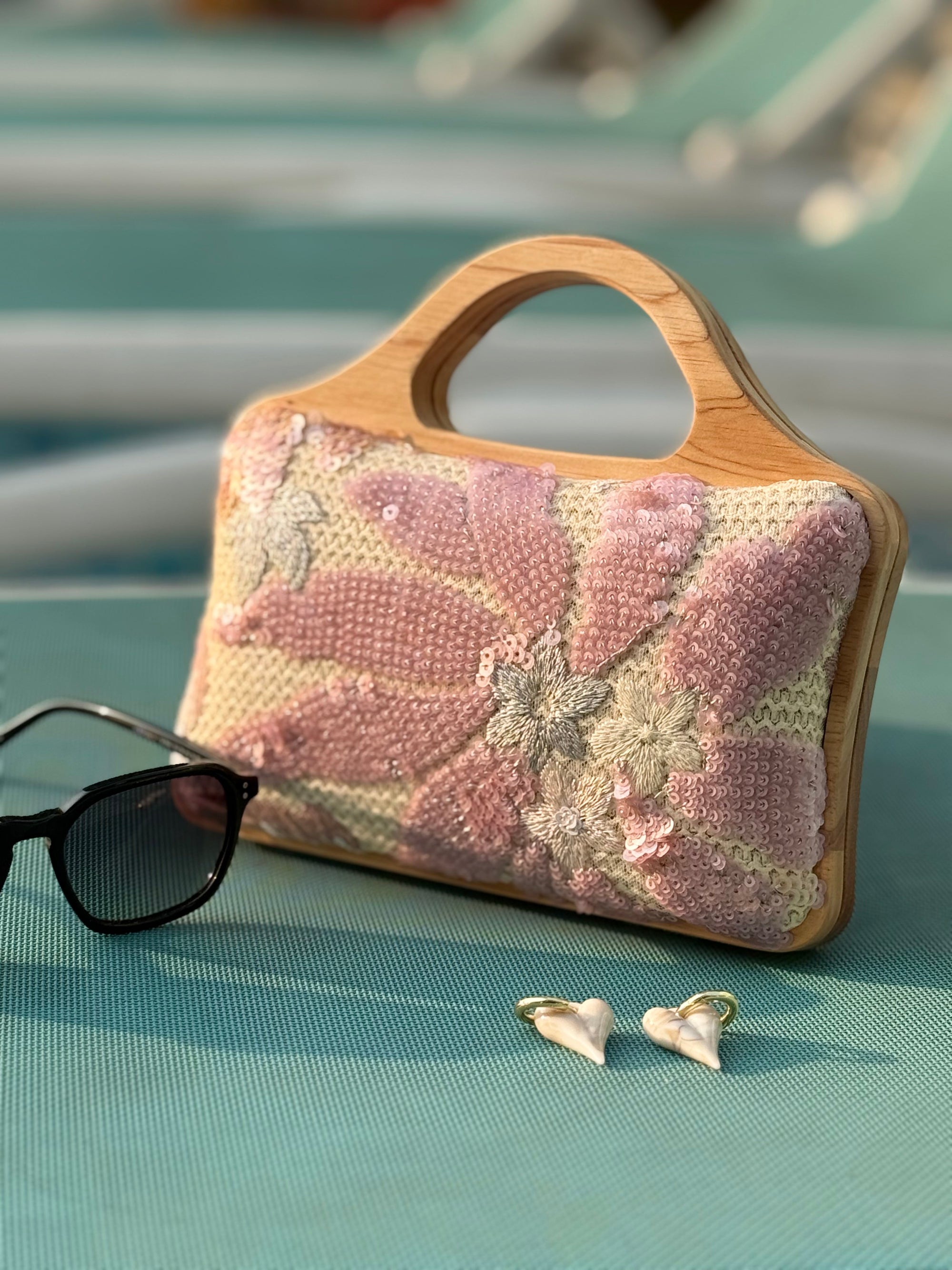 BLUSH MEADOW HANDHELD BAG