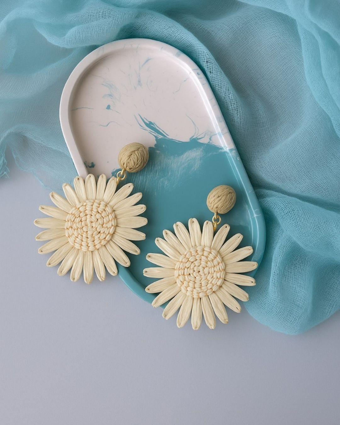 HELIOS OFF WHITE  EARRINGS