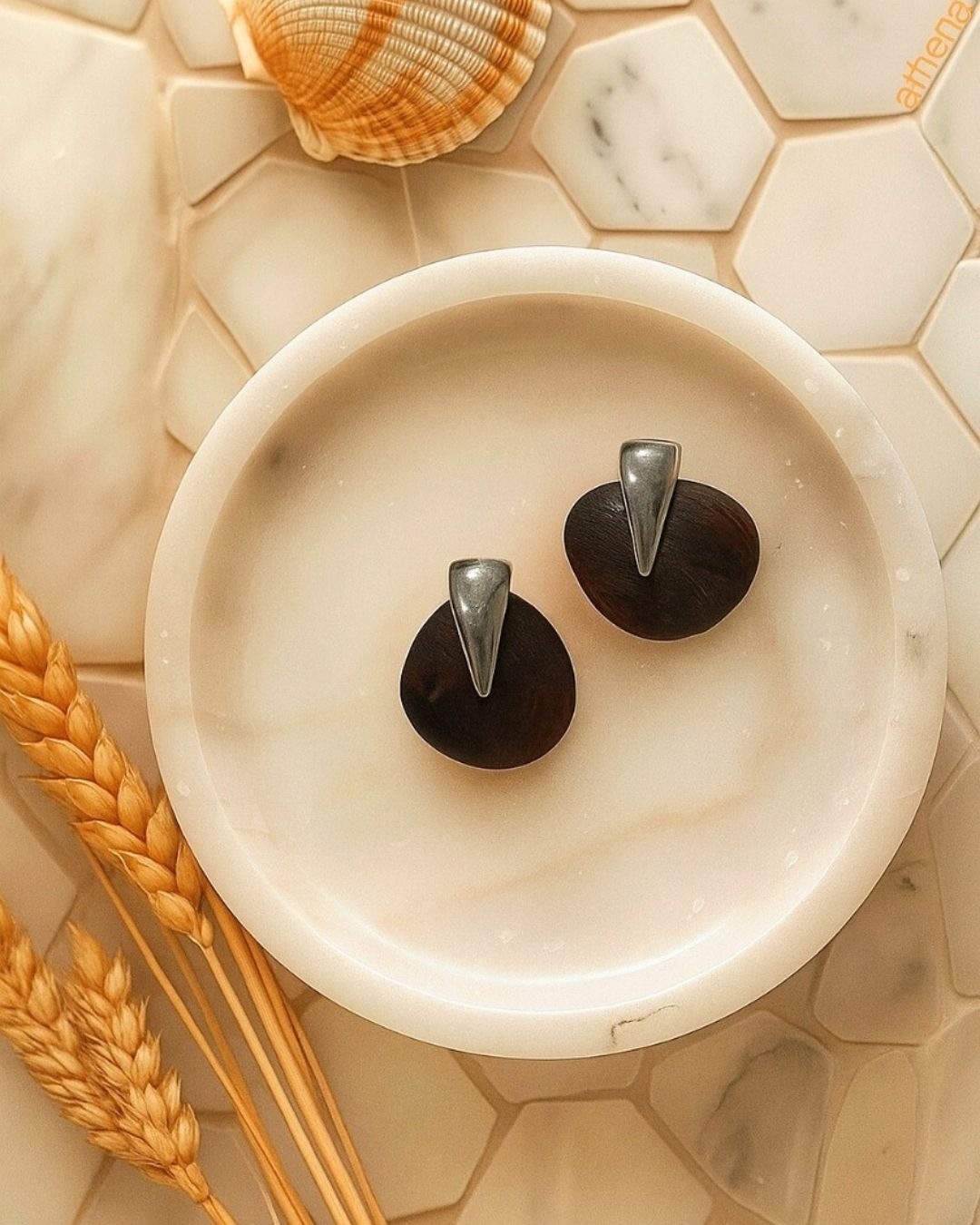 MELIANA WOODEN PEBBLE EARRINGS