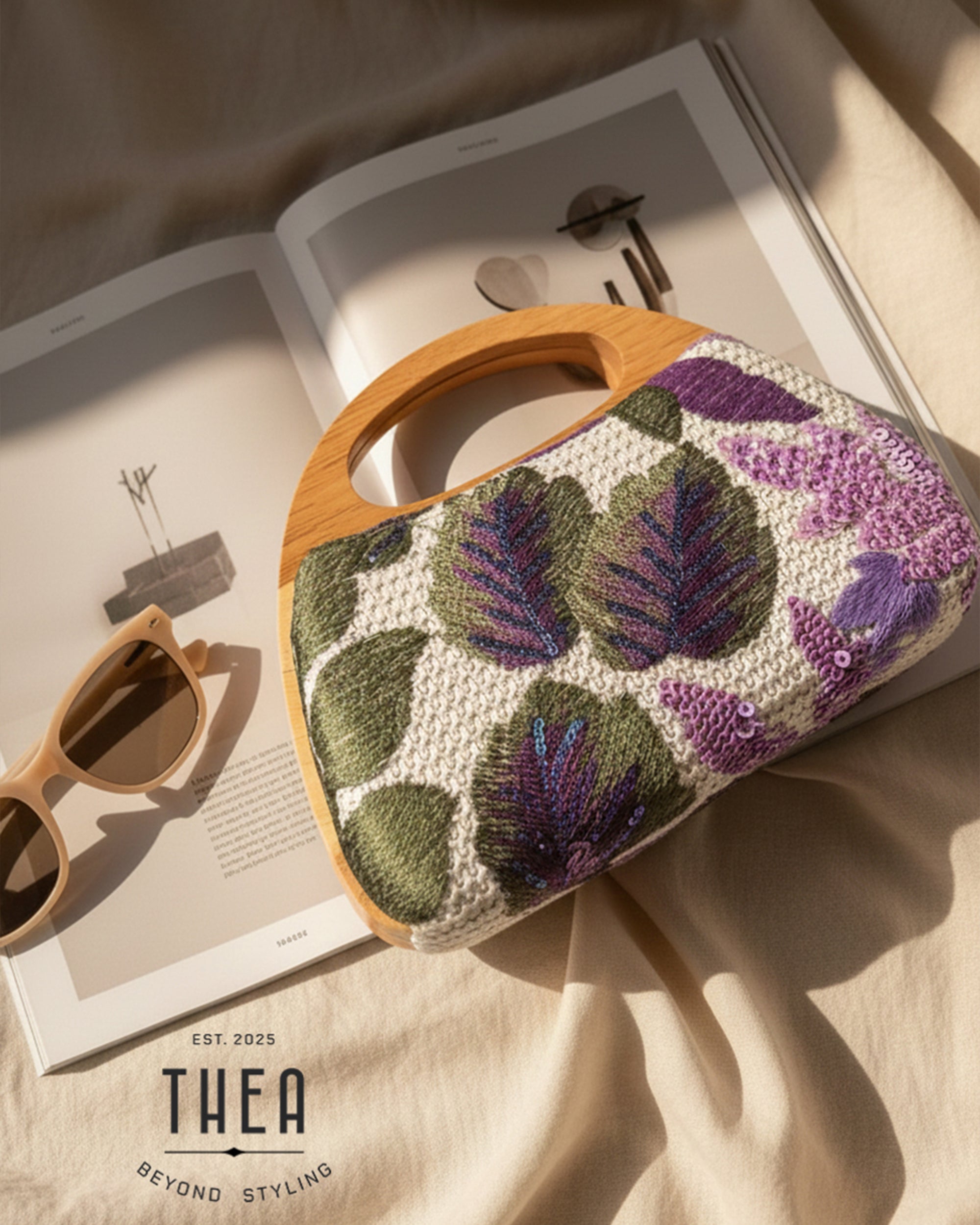 BLOOMWOOD HANDHELD BAG LILAC