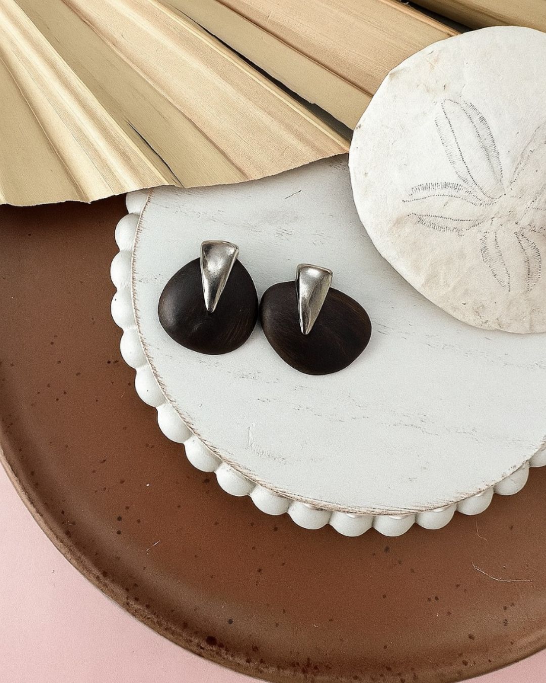 MELIANA WOODEN PEBBLE EARRINGS