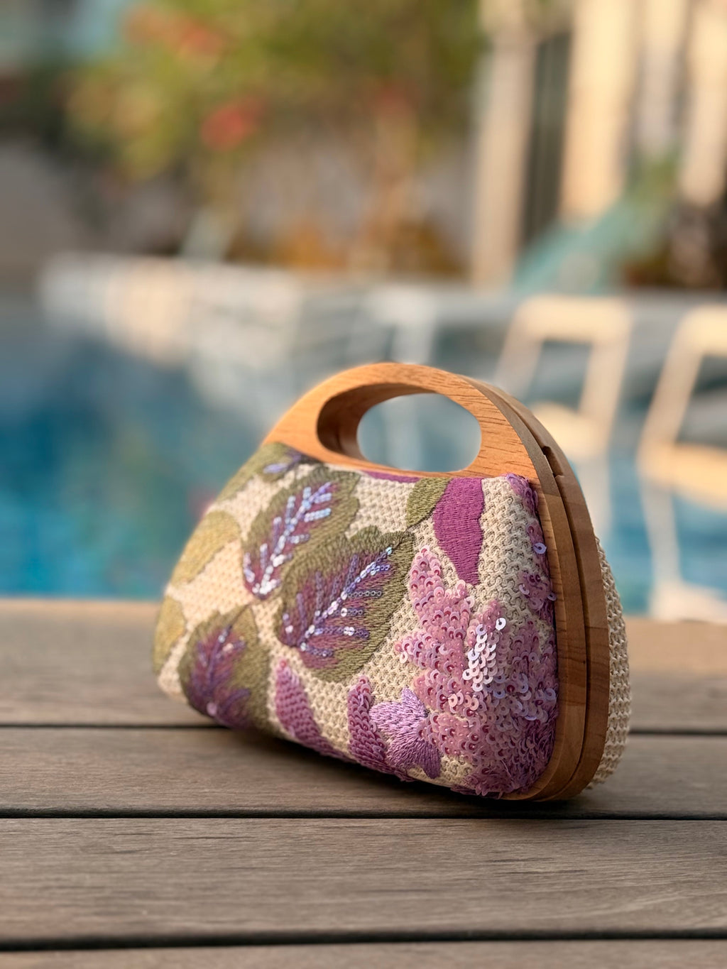 BLOOMWOOD HANDHELD BAG LILAC