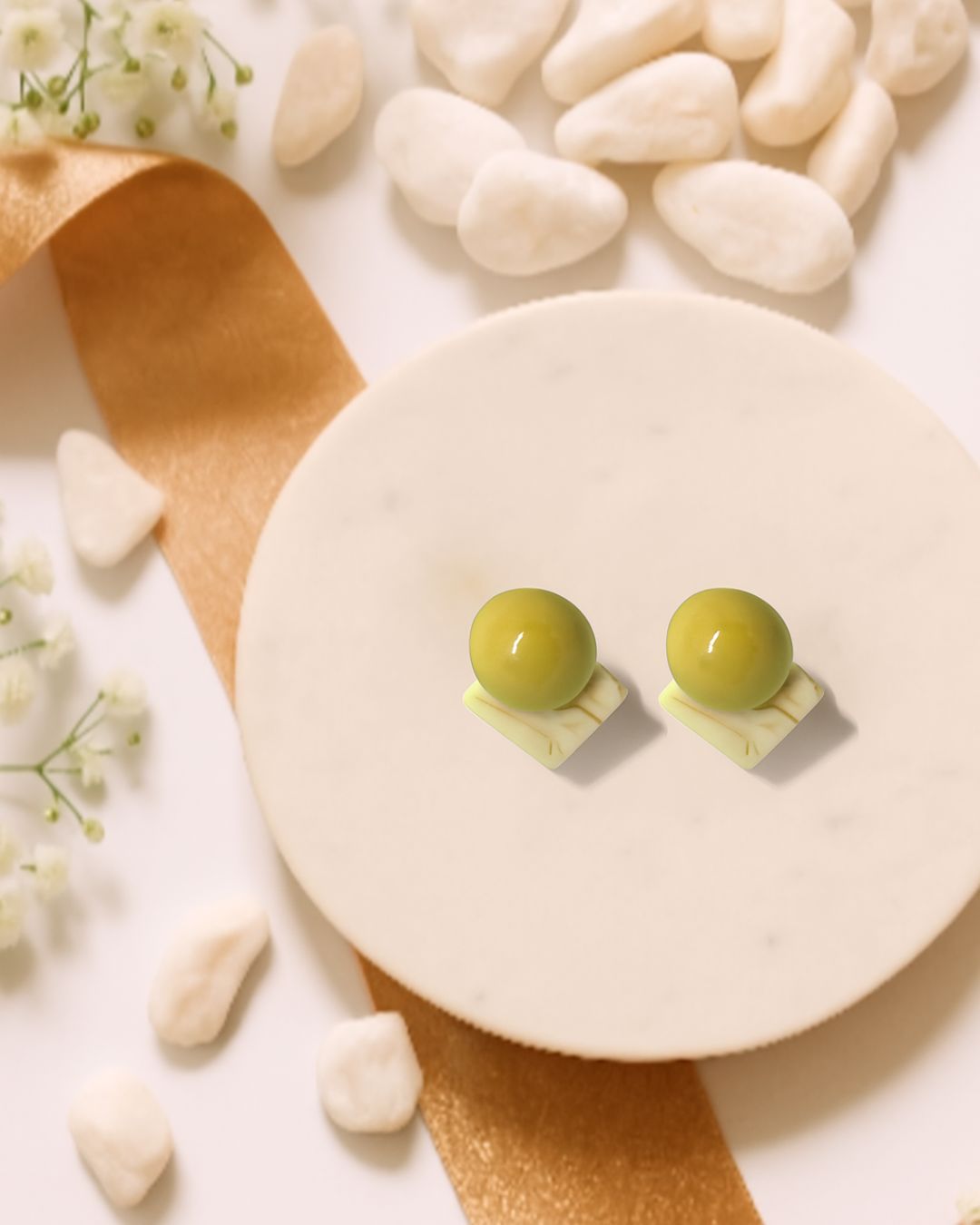 NADIA YELLOW WHITE EARRINGS
