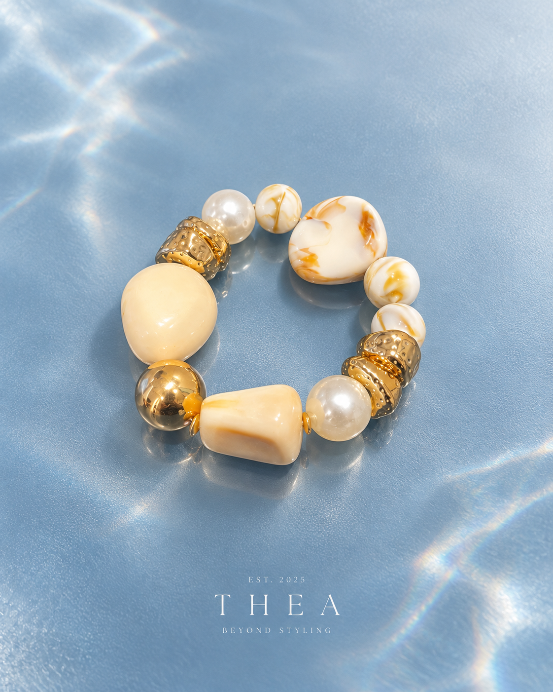 Vanilla Mosaic Bracelet with cream, caramel, pearl-look and gold-tone beads