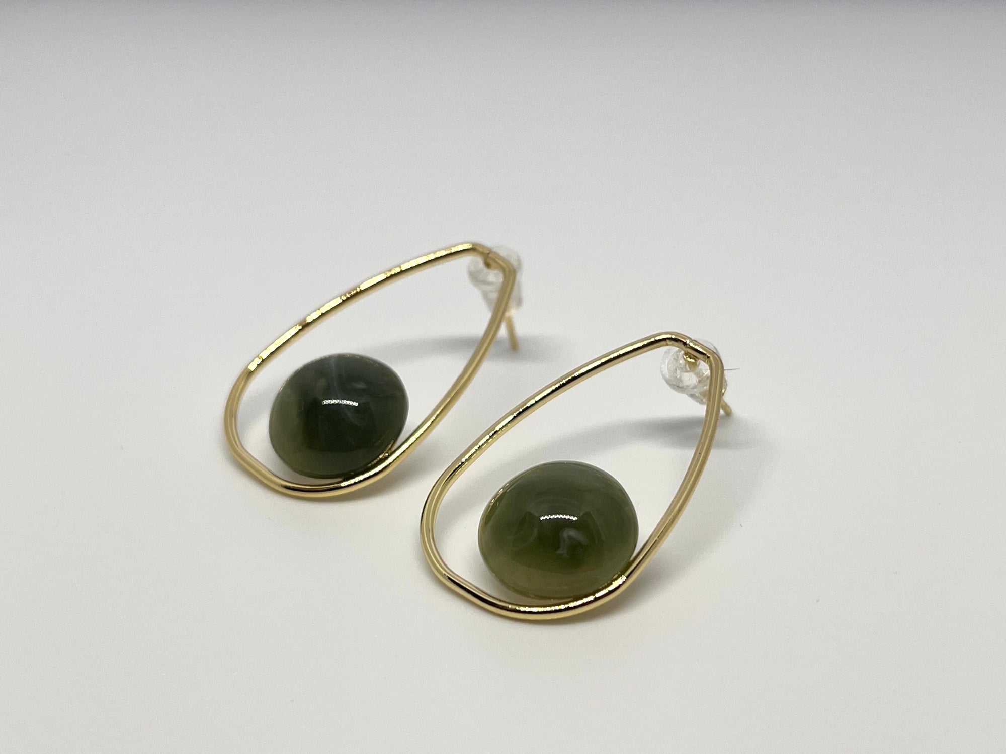 HILDA GREEN EARRINGS