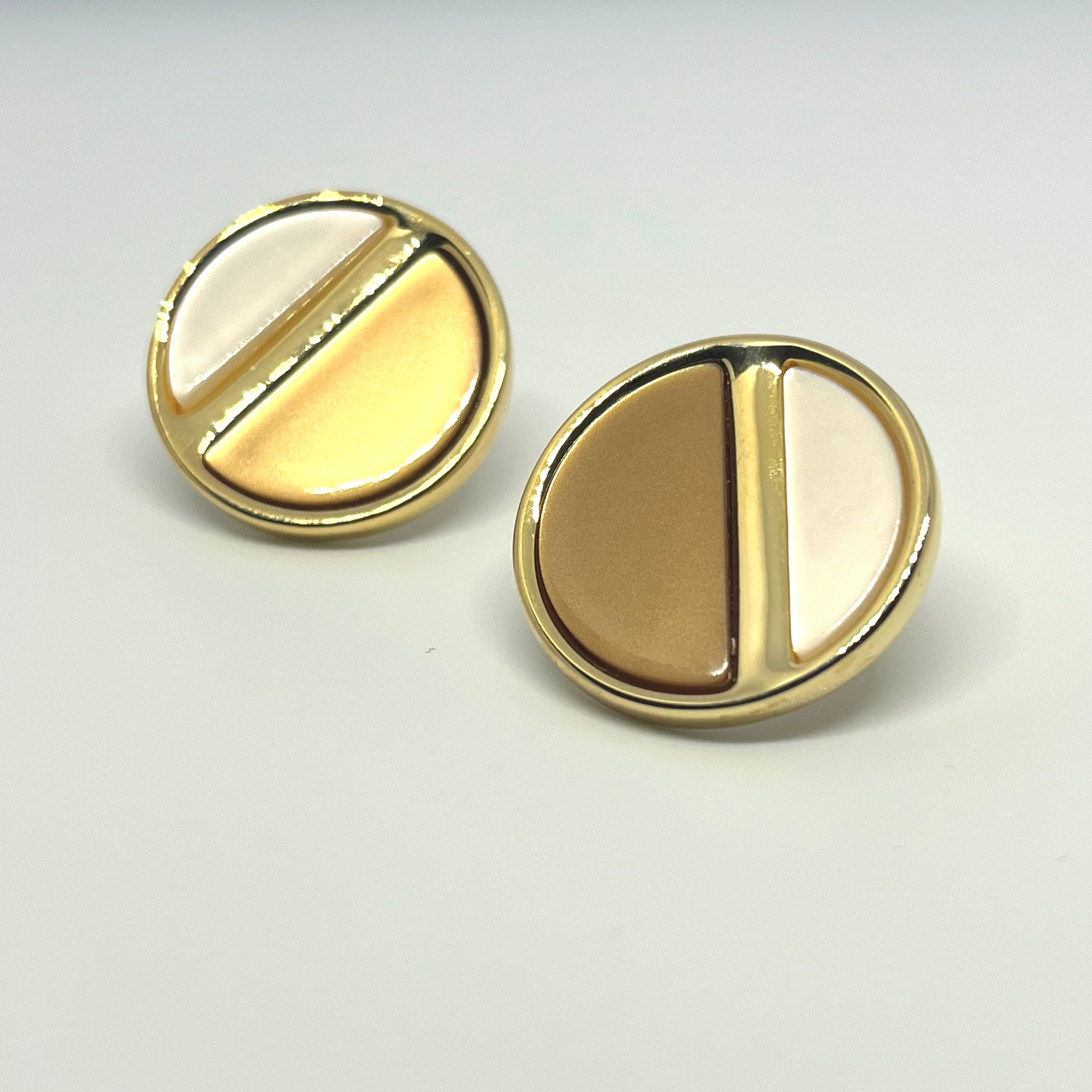 CHLOE STUD EARRINGS