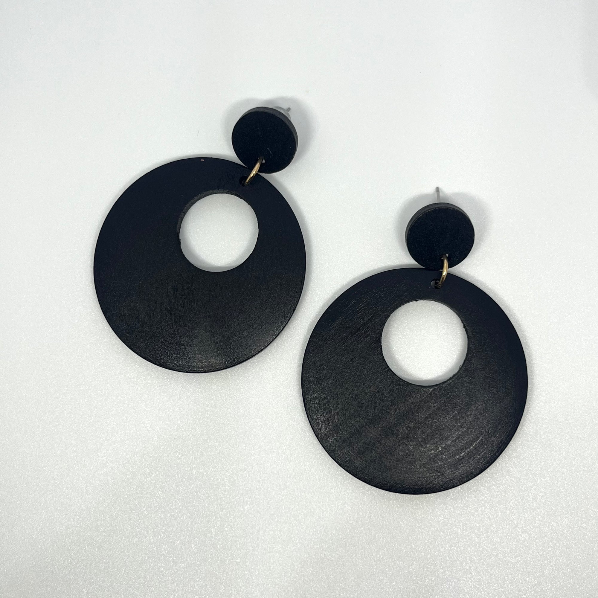 IOANNA BLACK EARRINGS
