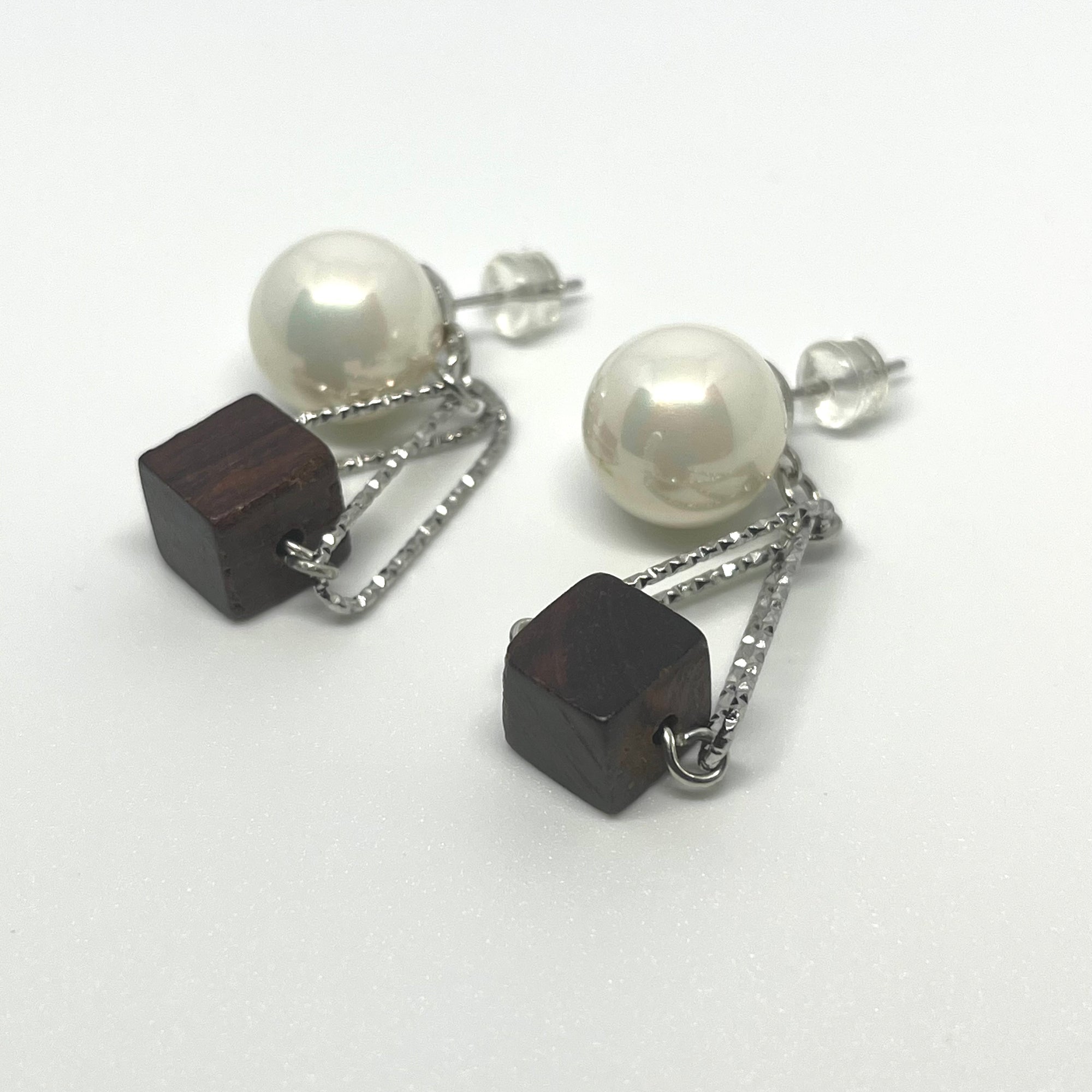 PEARL WITH WOODEN SQUARE EARRINGS