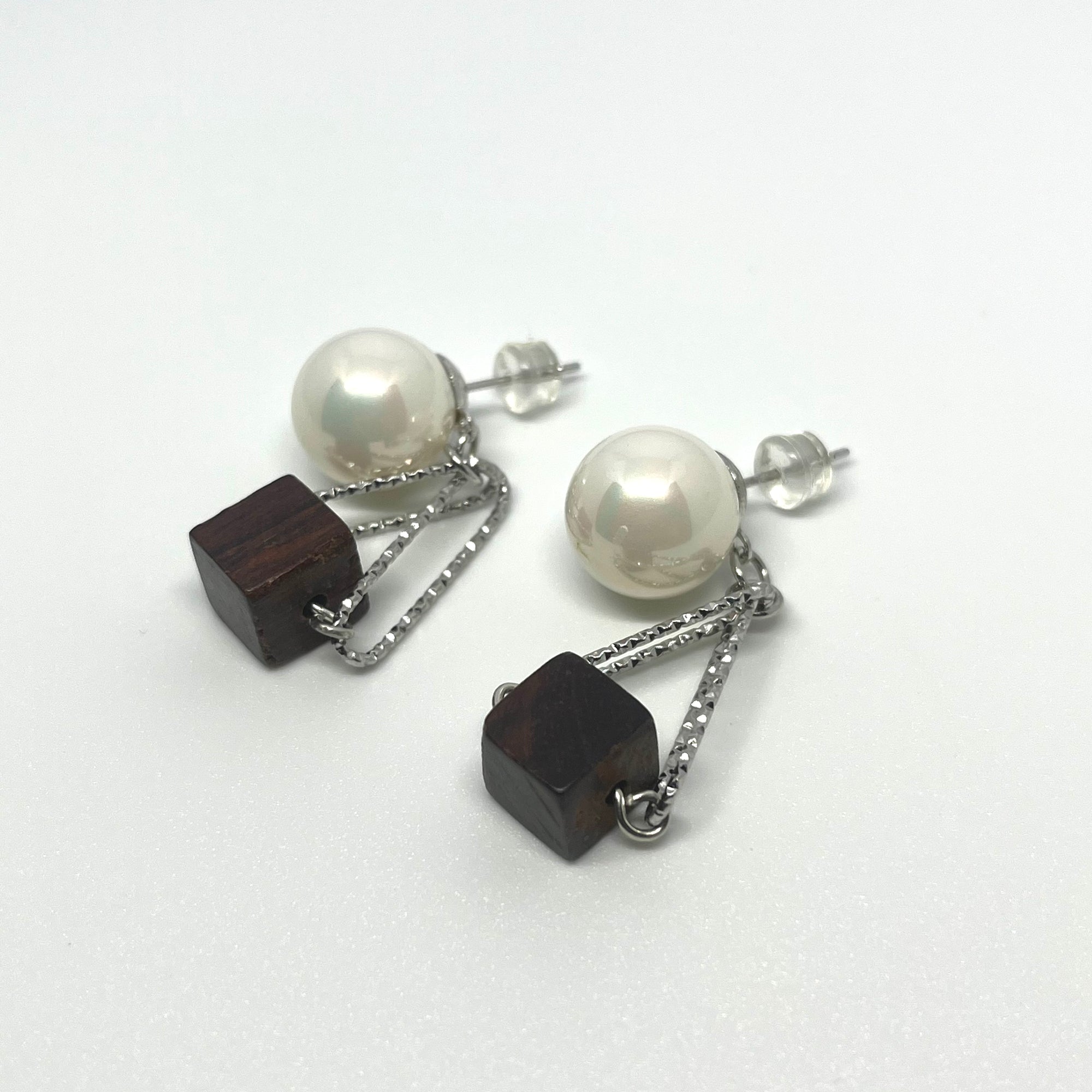 PEARL WITH WOODEN SQUARE EARRINGS