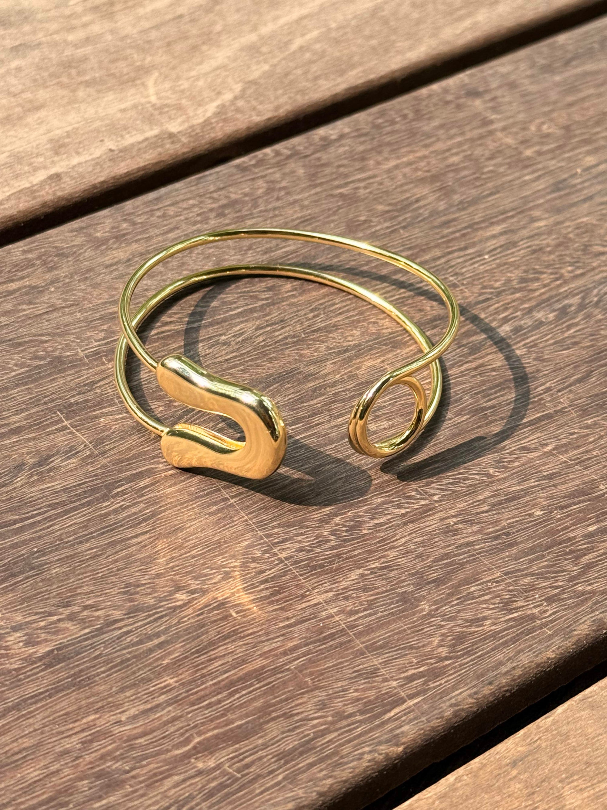 PIN CUFF GOLD