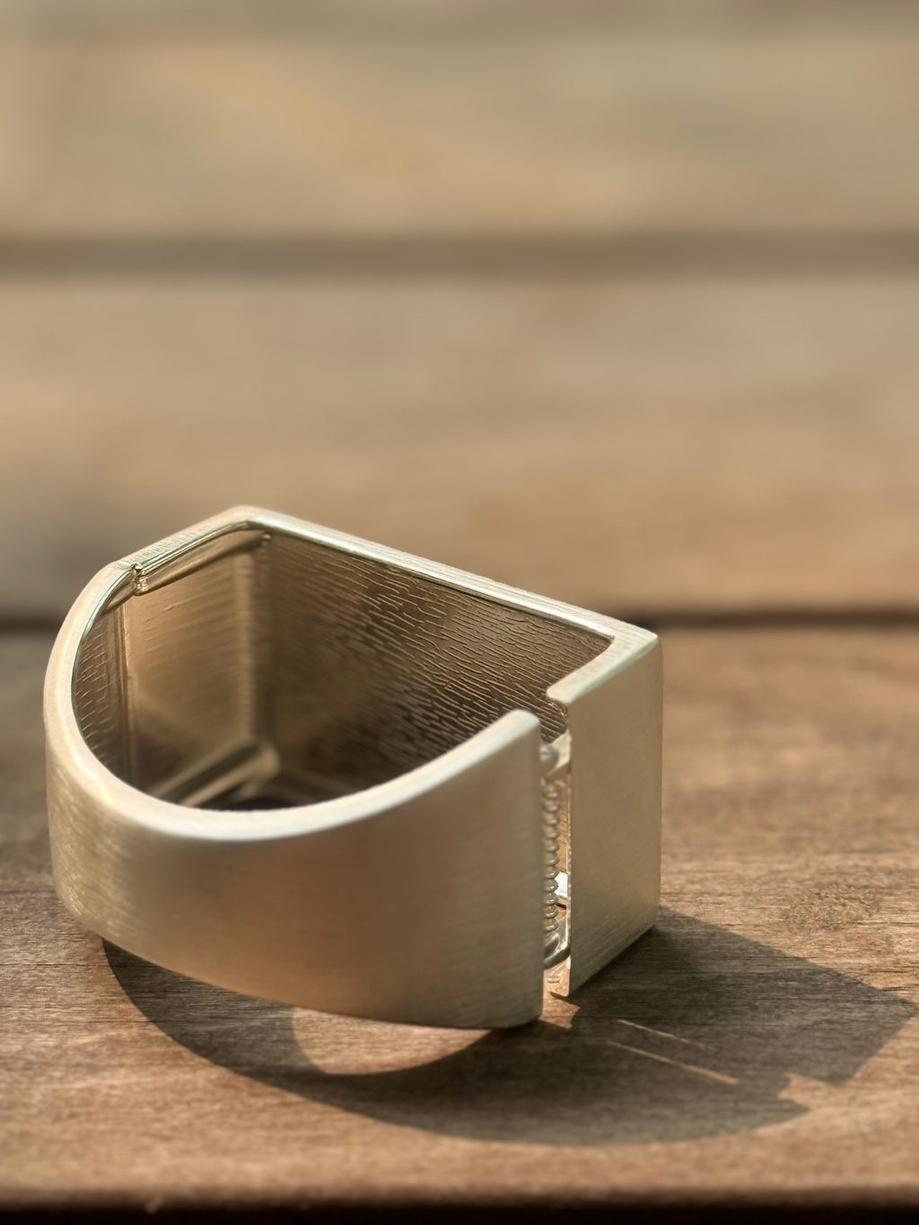 SOLIS SCULPTED SILVER CUFF