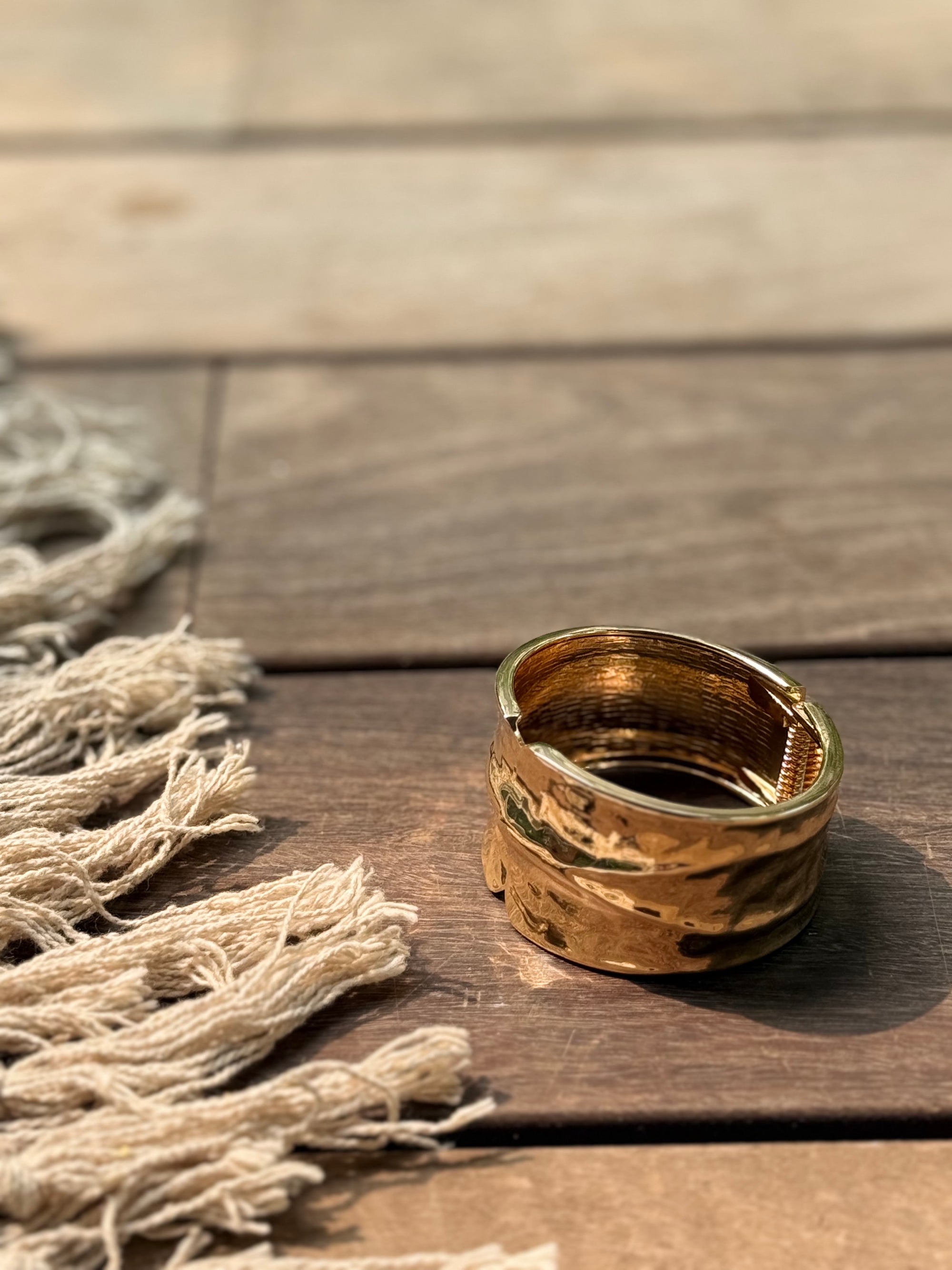 AURELIA HAMMERED GOLD CUFF