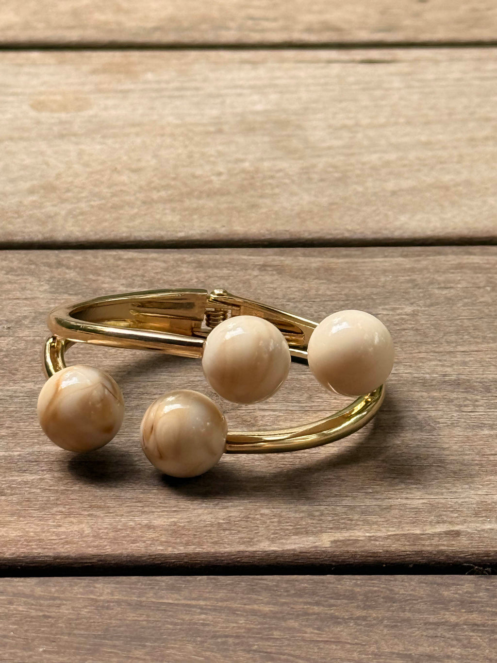 IVORY ORBIT OPEN CUFF