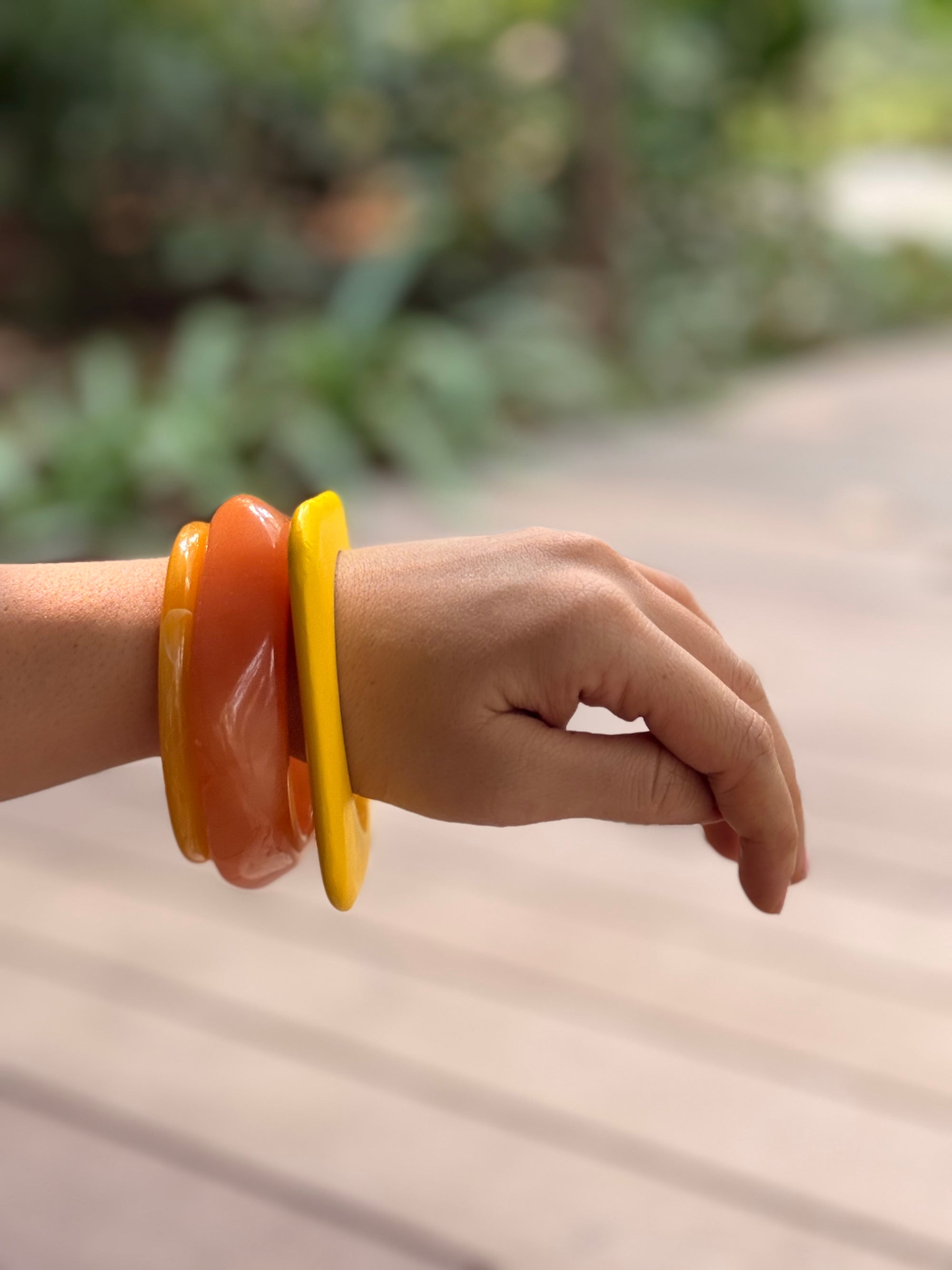 YELLOW RESIN BRACELET STACK