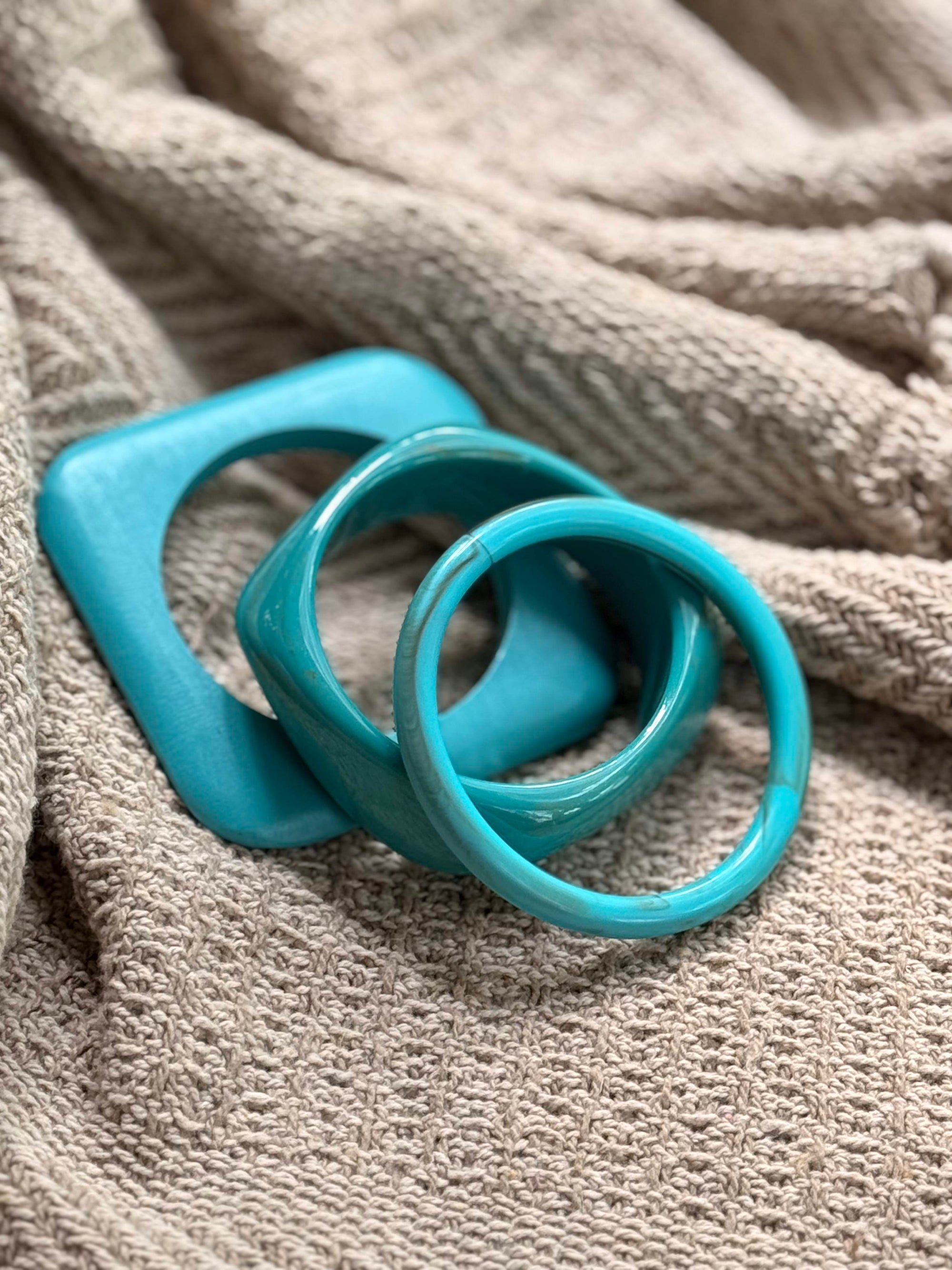 TEAL RESIN BRACELET STACK