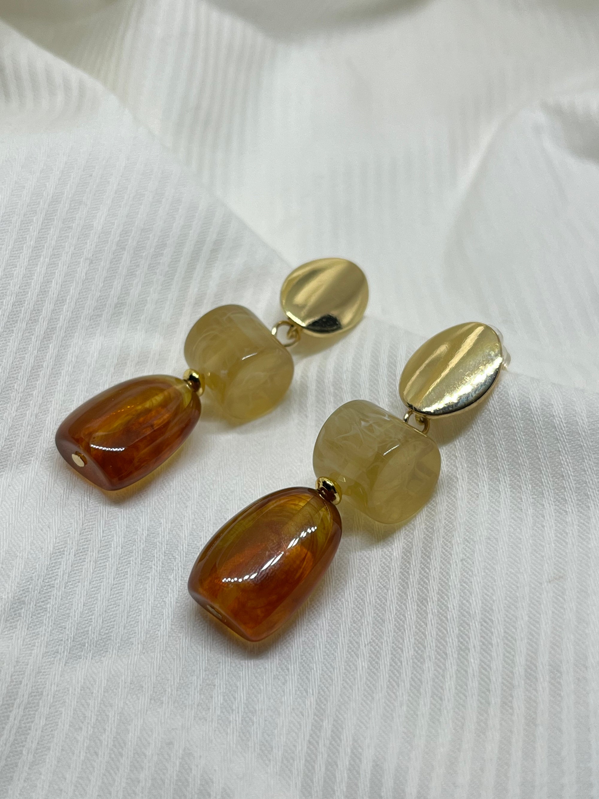 CLEO 3 STONE EARRINGS