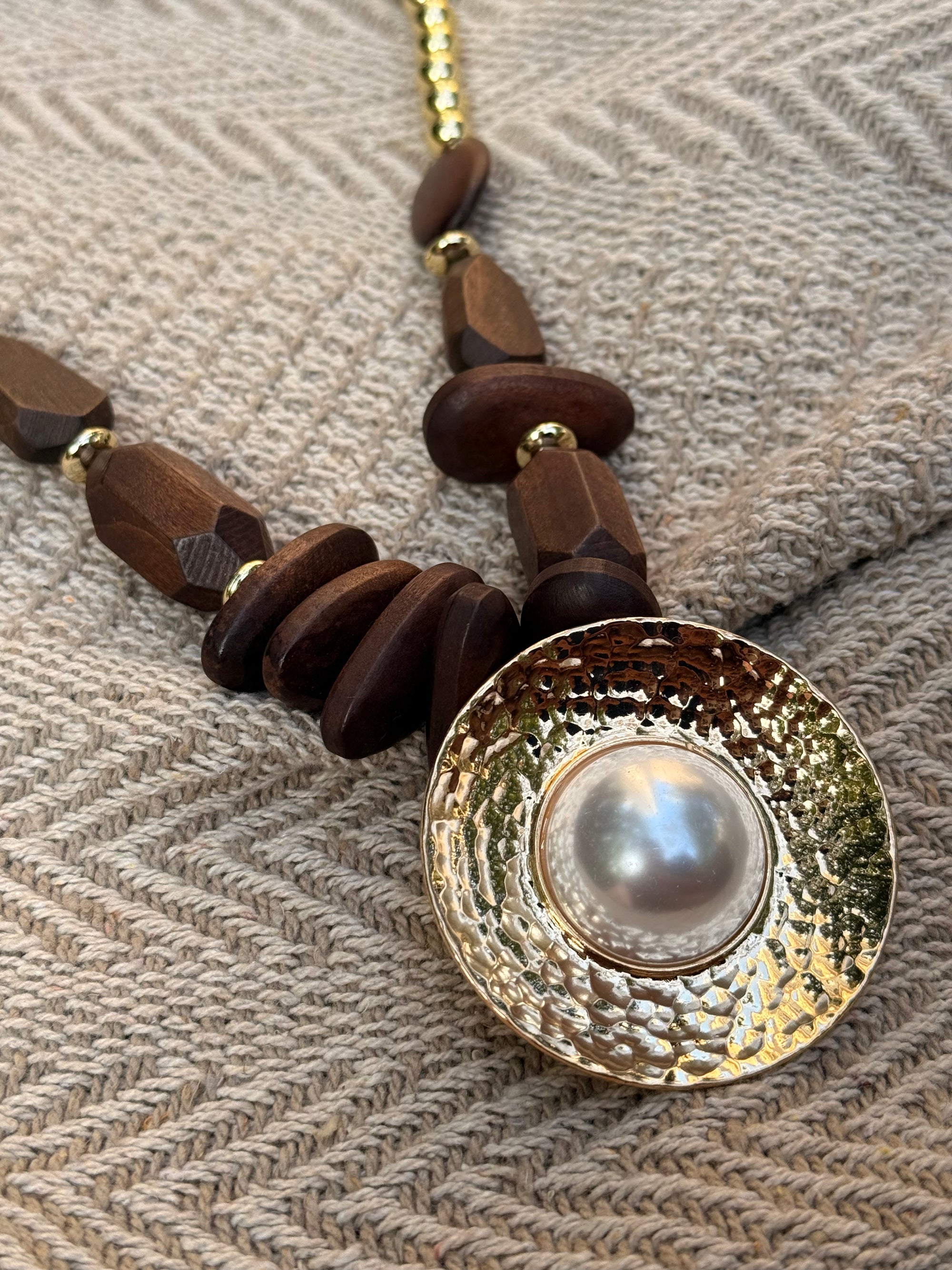 Golden Pearl Amber Necklace