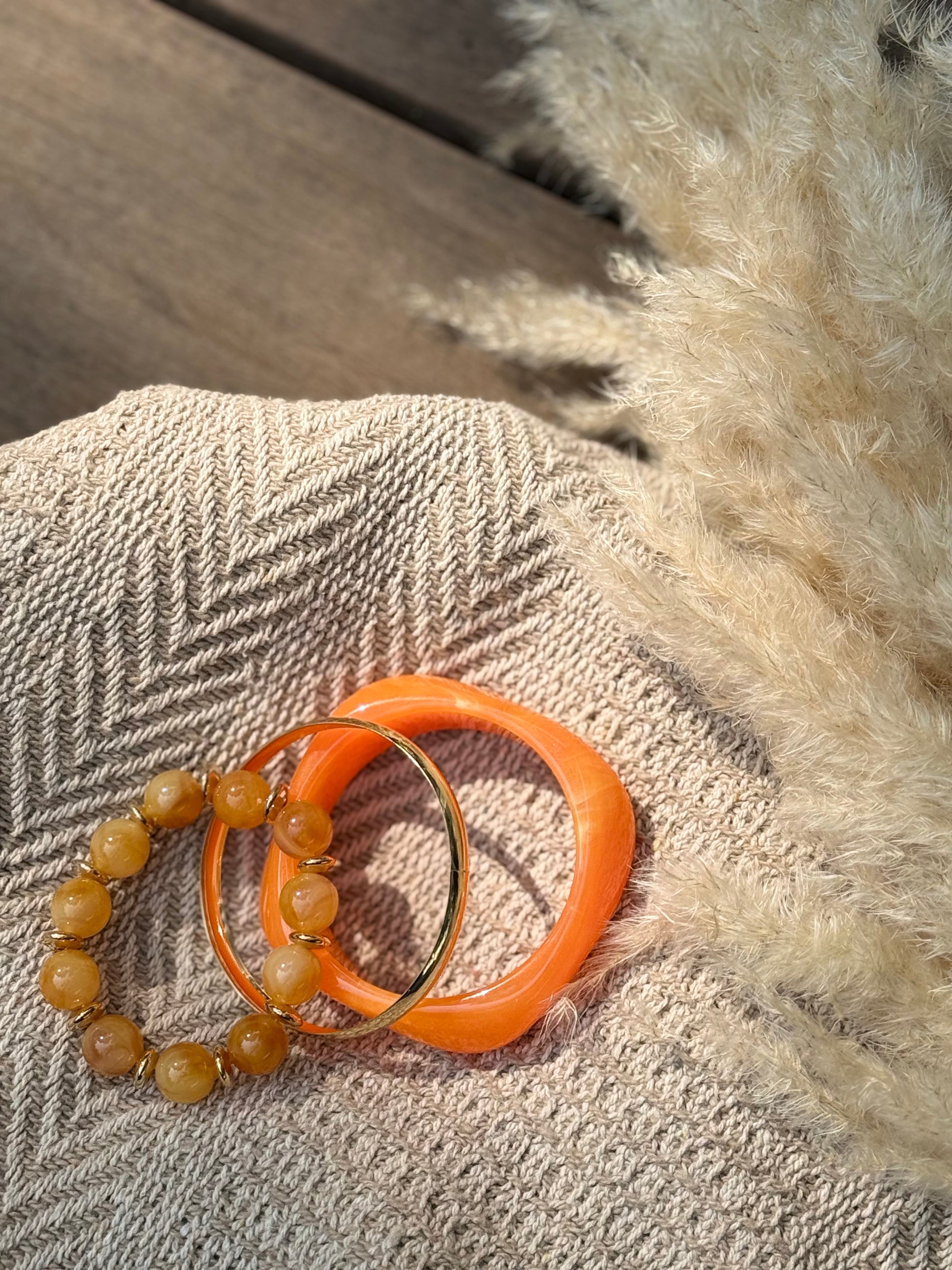 ORANGE GLOW STATEMENT BRACELET