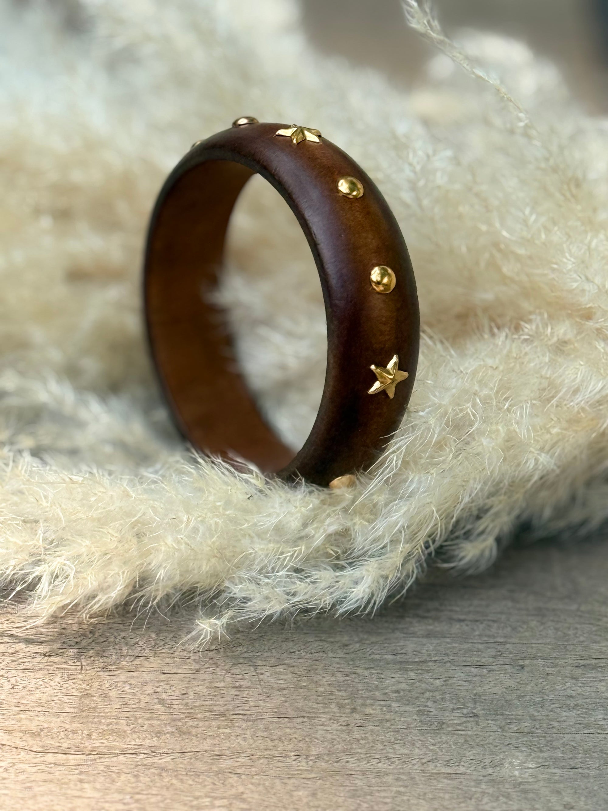 CELESTIAL AMBER STAR CUFF
