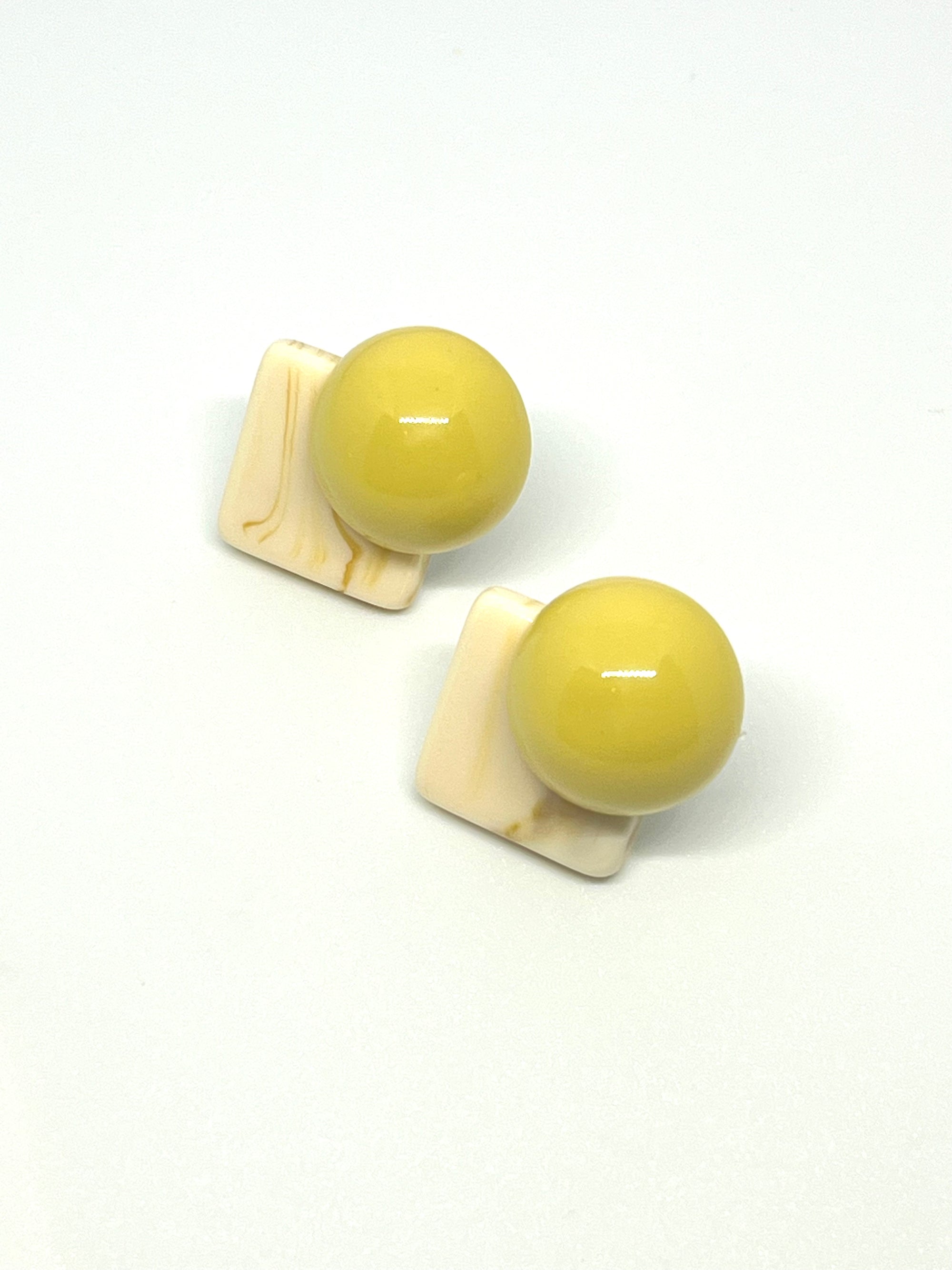 NADIA YELLOW WHITE EARRINGS