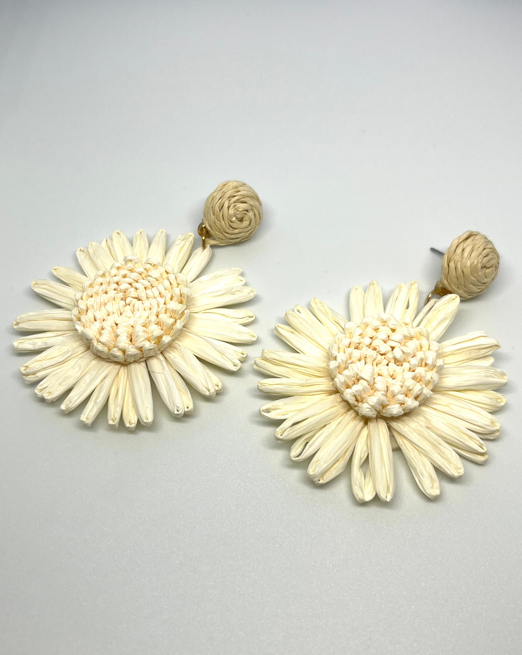 HELIOS OFF WHITE  EARRINGS