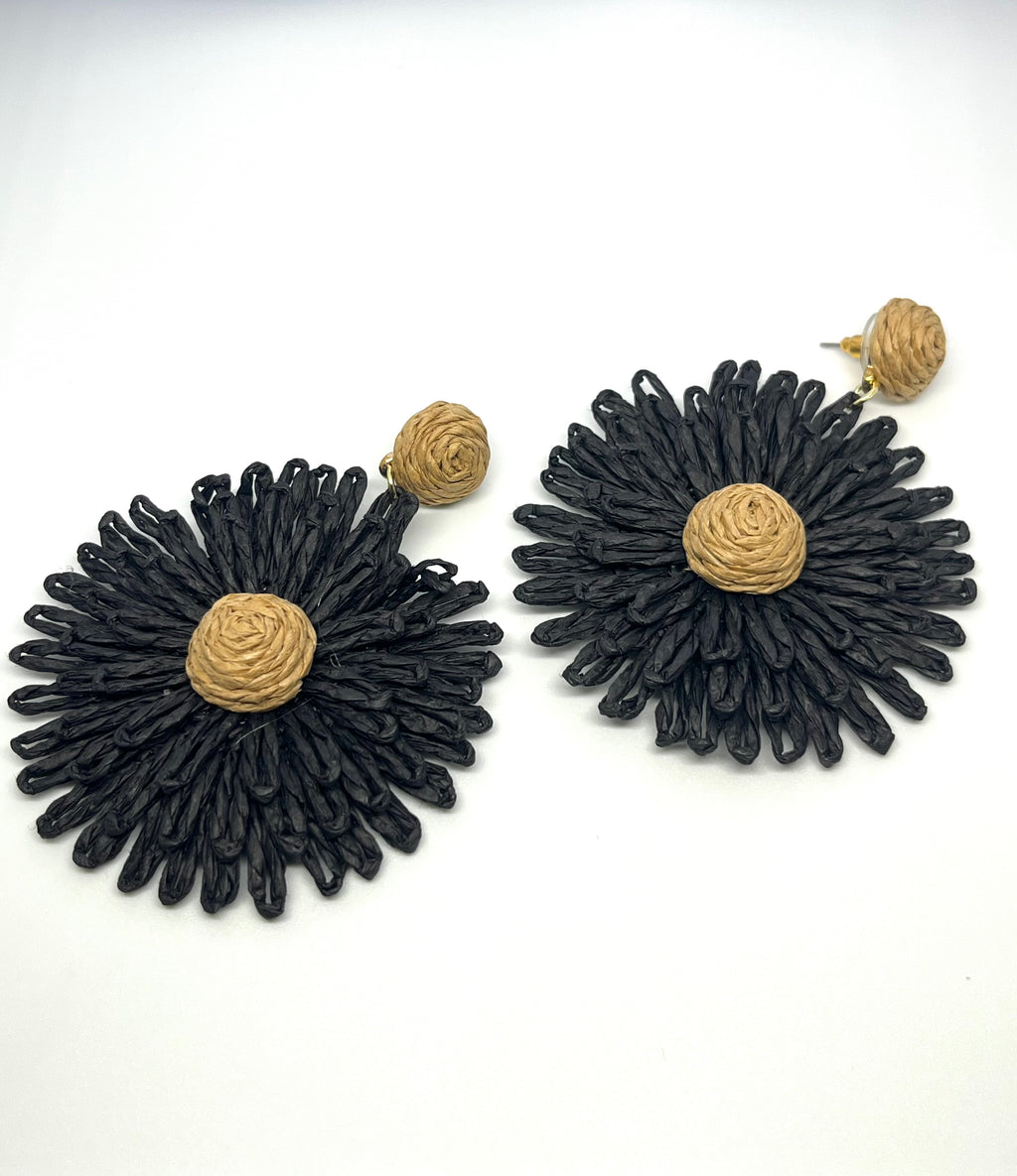 HELIOS BLACK EARRINGS