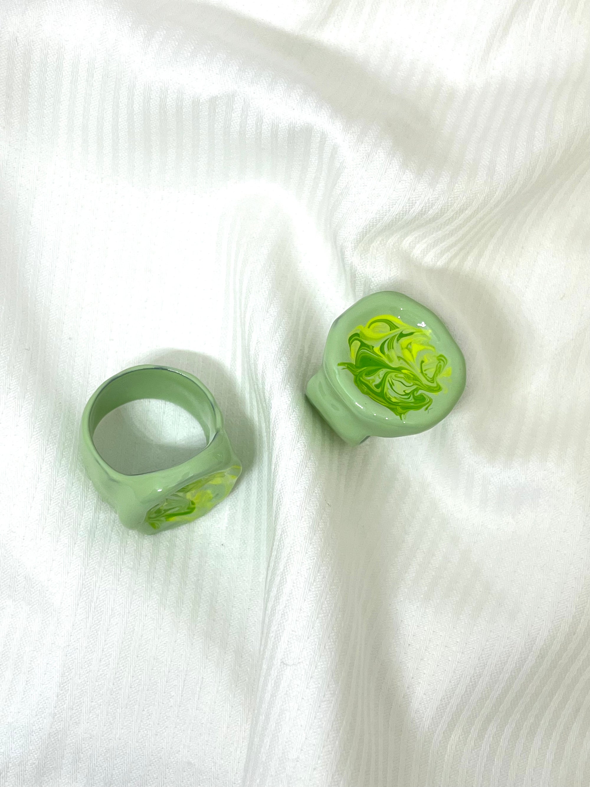 ANNIS GREEN RING