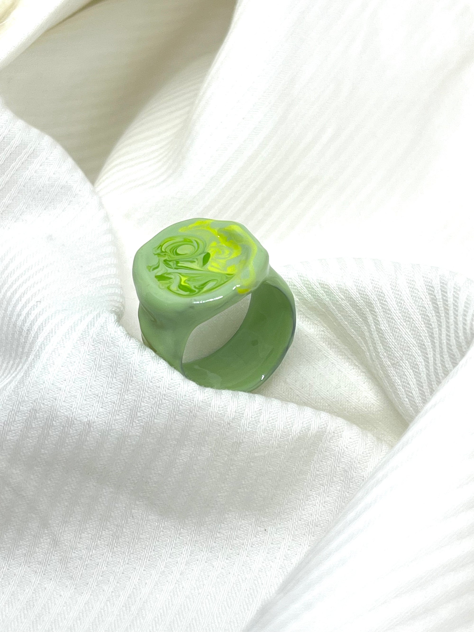 ANNIS GREEN RING