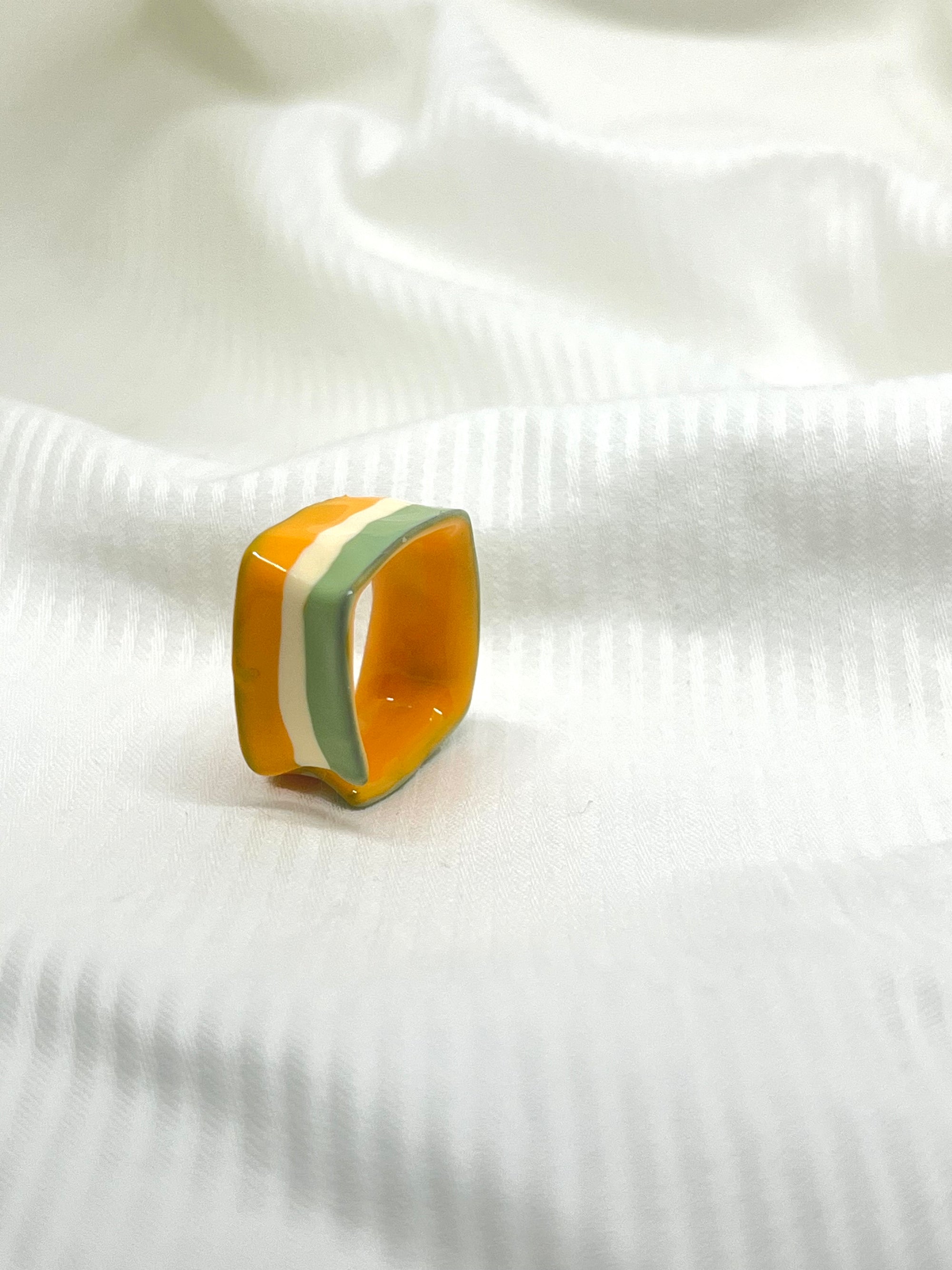 ALZINA 3 COLOUR RING