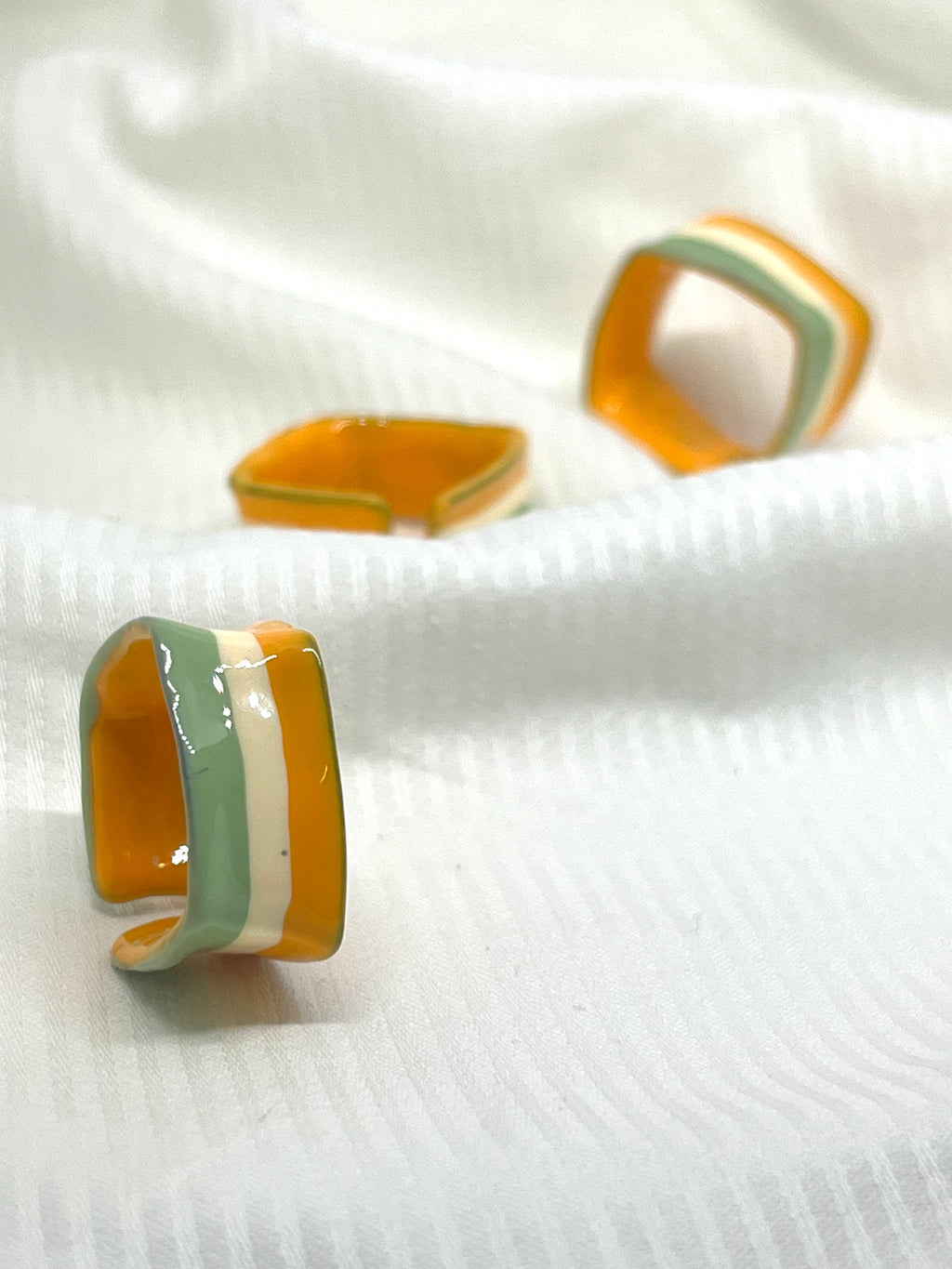 ALZINA 3 COLOUR RING