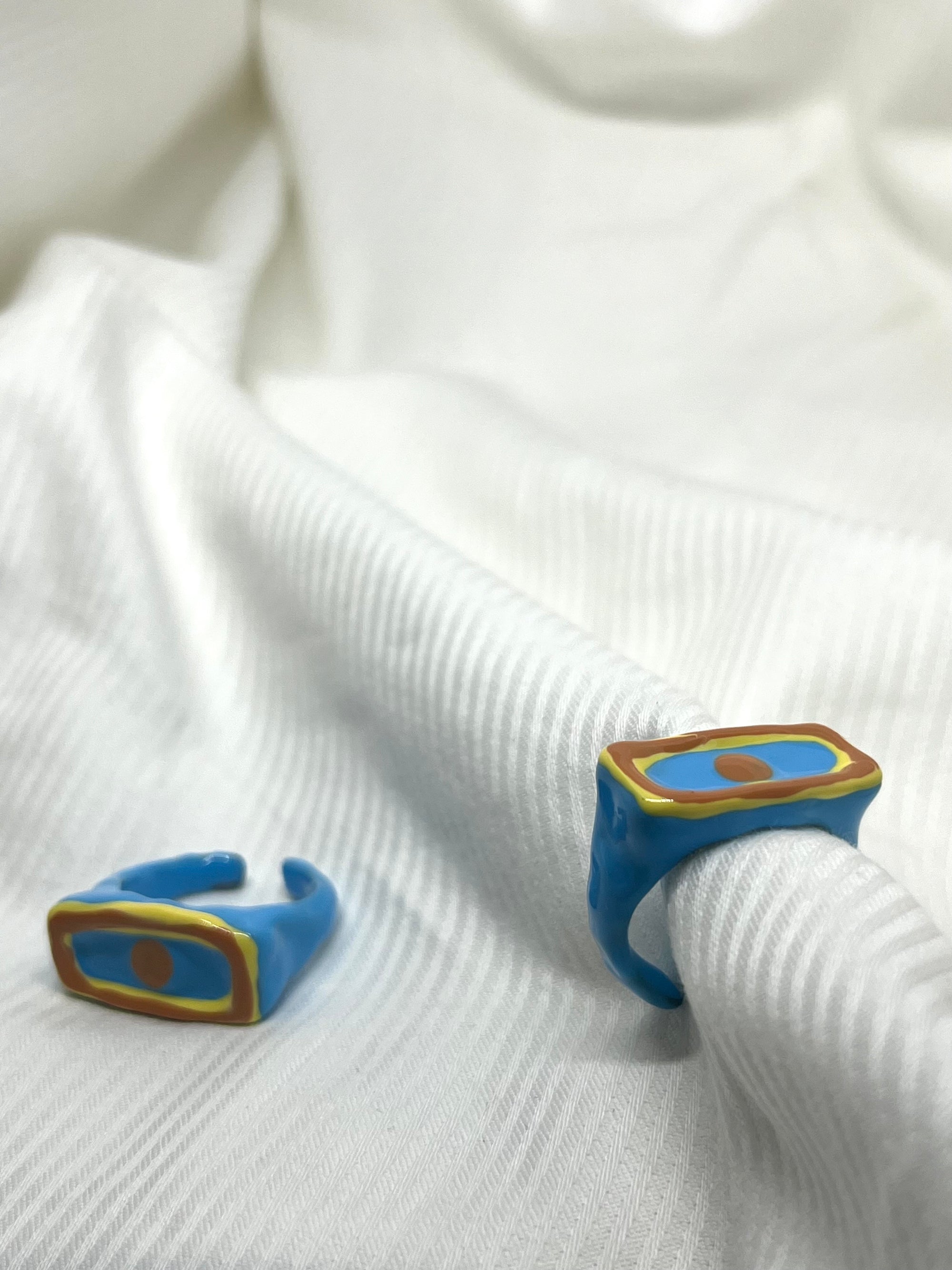 ARETHA BLUE RING