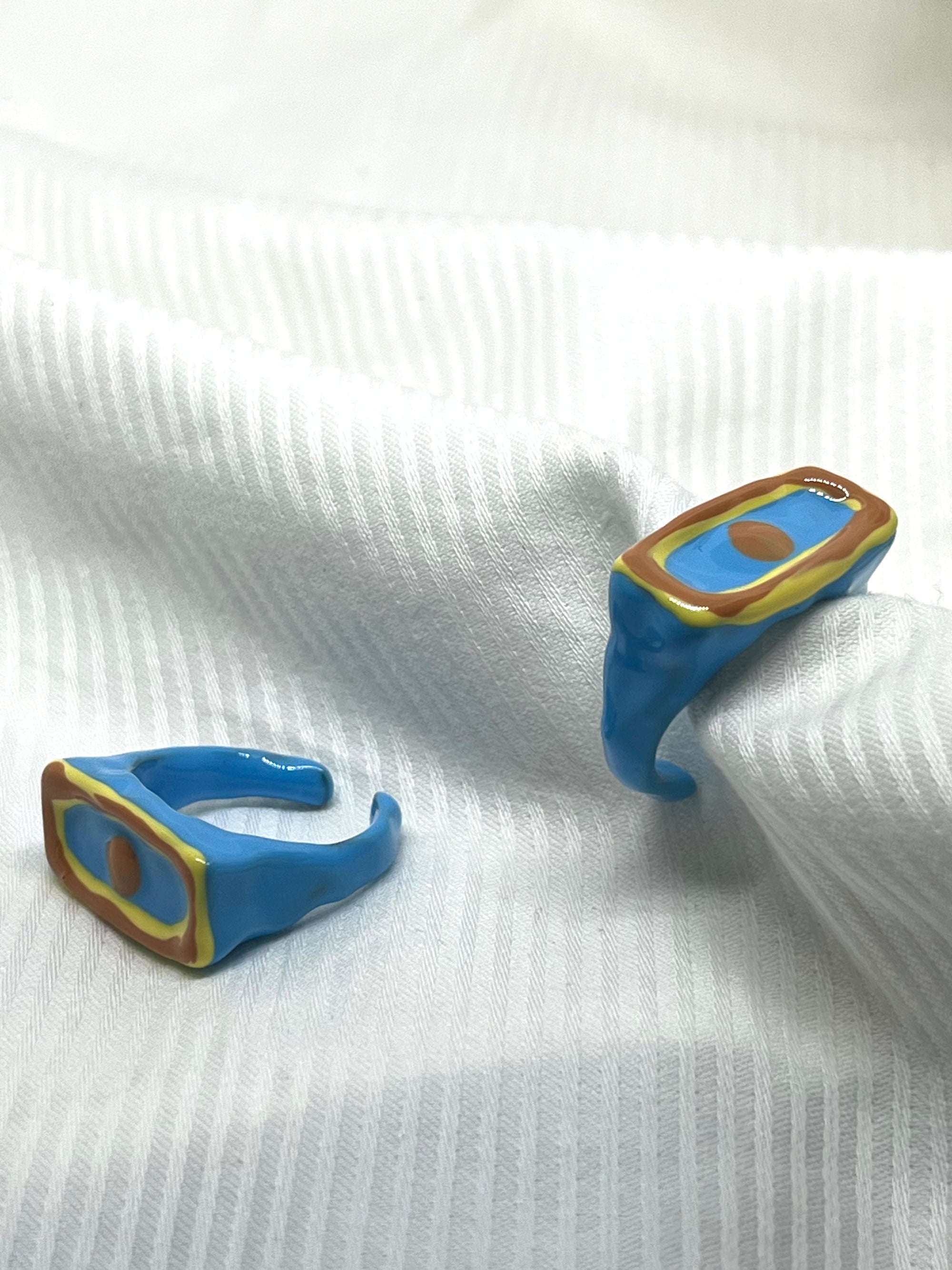 ARETHA BLUE RING