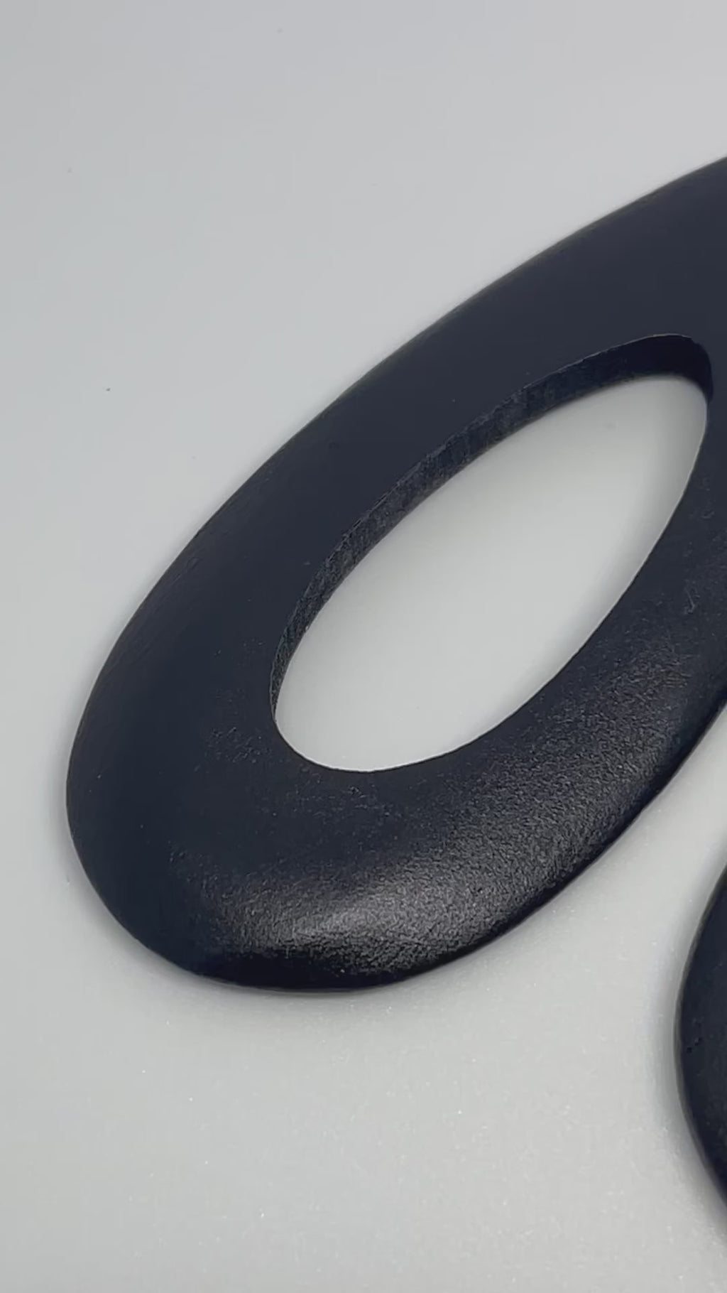 BLACK WOOD DROP EARRINGS