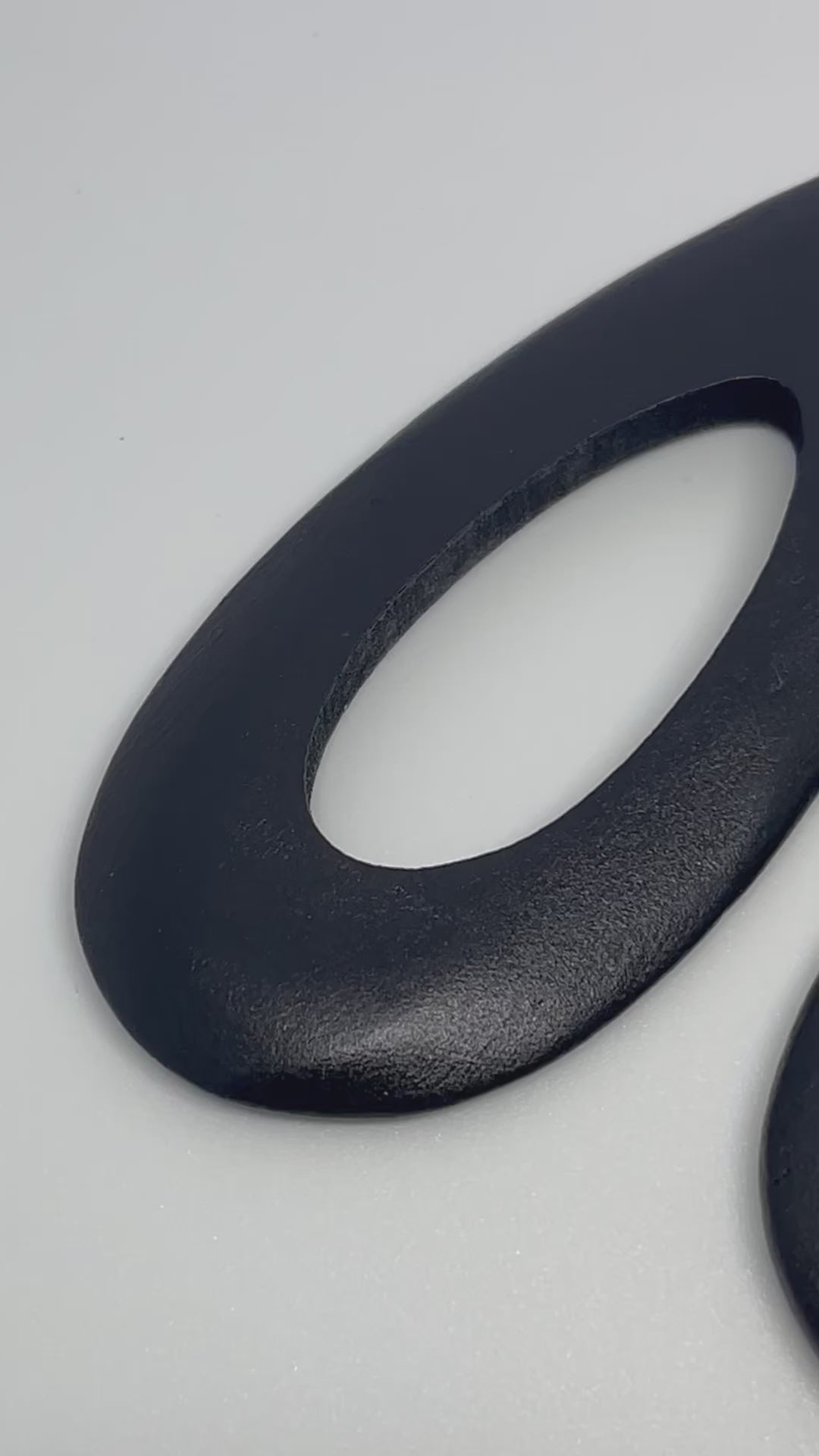 BLACK WOOD DROP EARRINGS